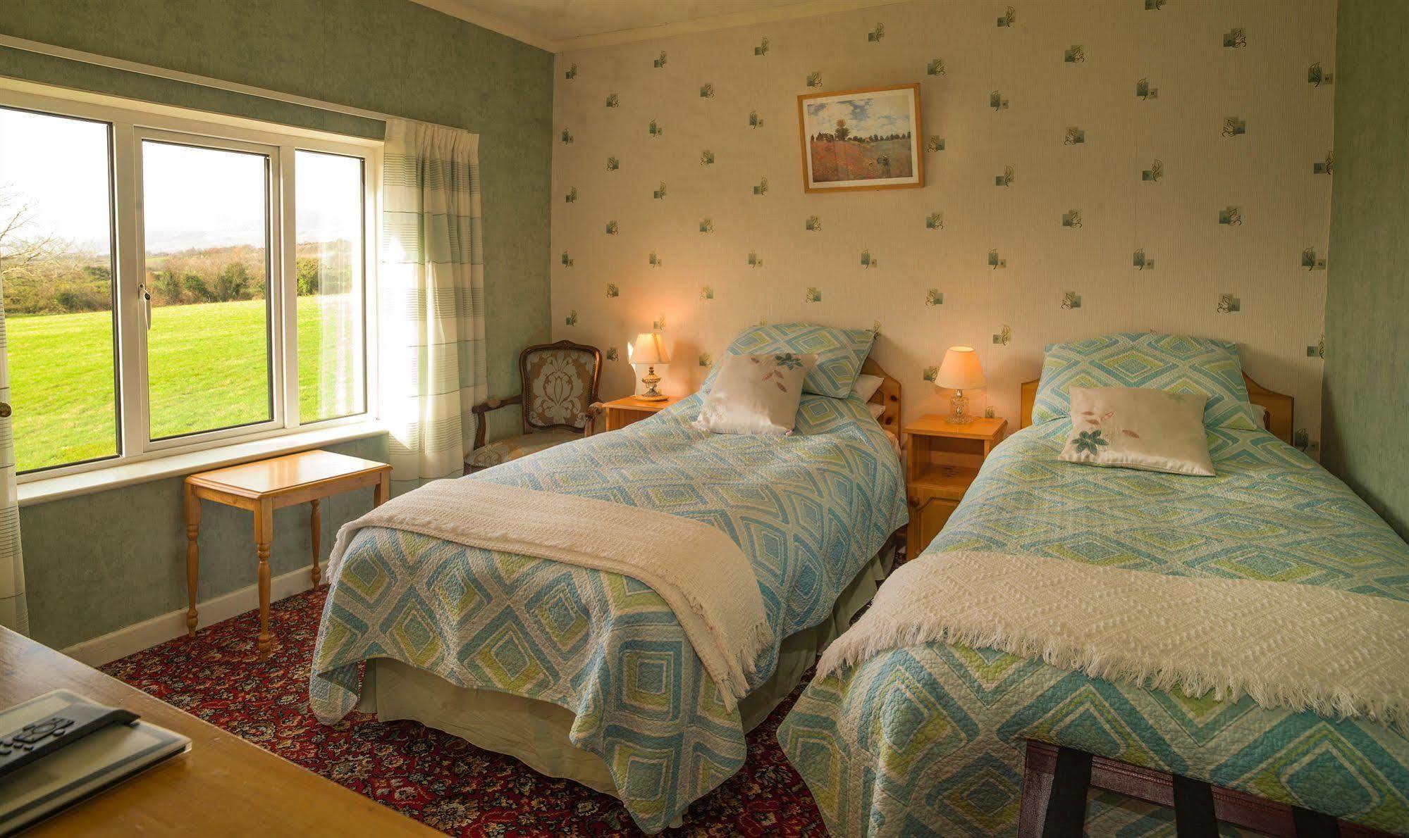 Murphys Farmhouse B&B Касълмейн Екстериор снимка